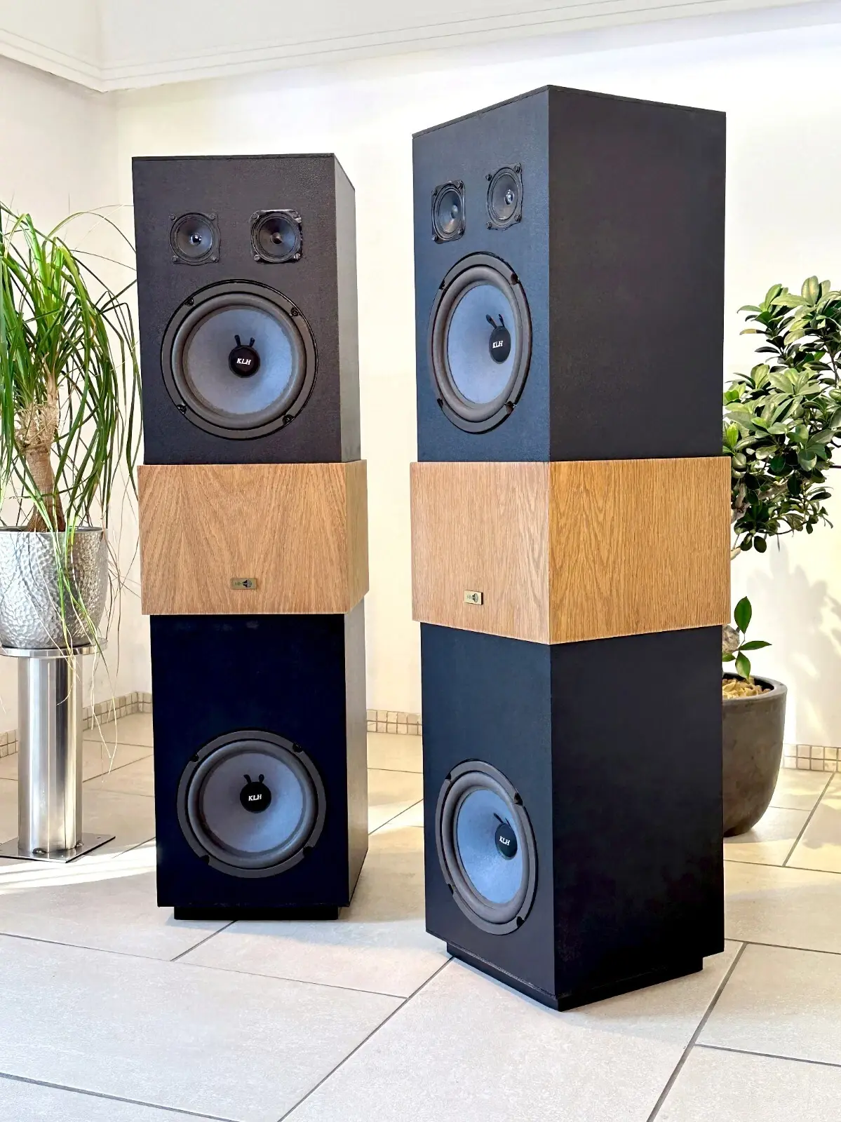 KLH Research Model Ten / X — Ansicht 4