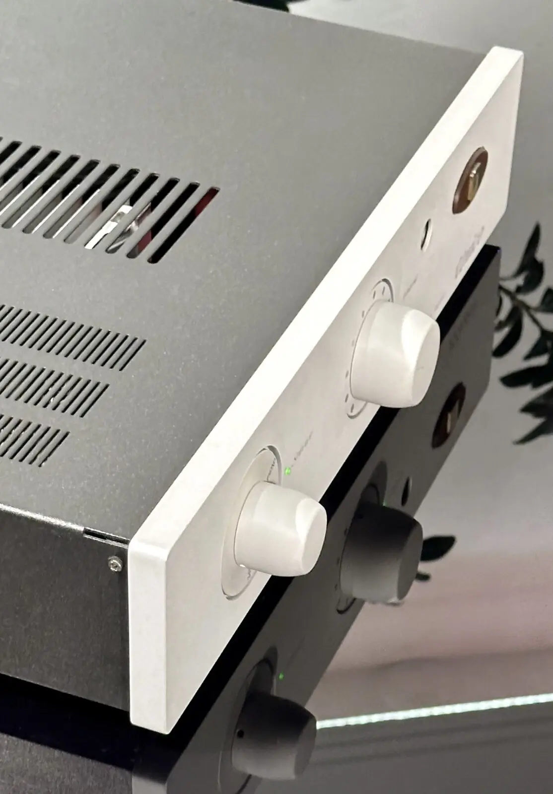 Unison Research Unico Stereo Hybrid — Ansicht 9
