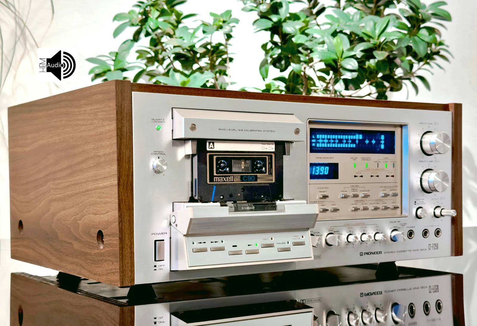 Pioneer CT-F 1250 (1/7)