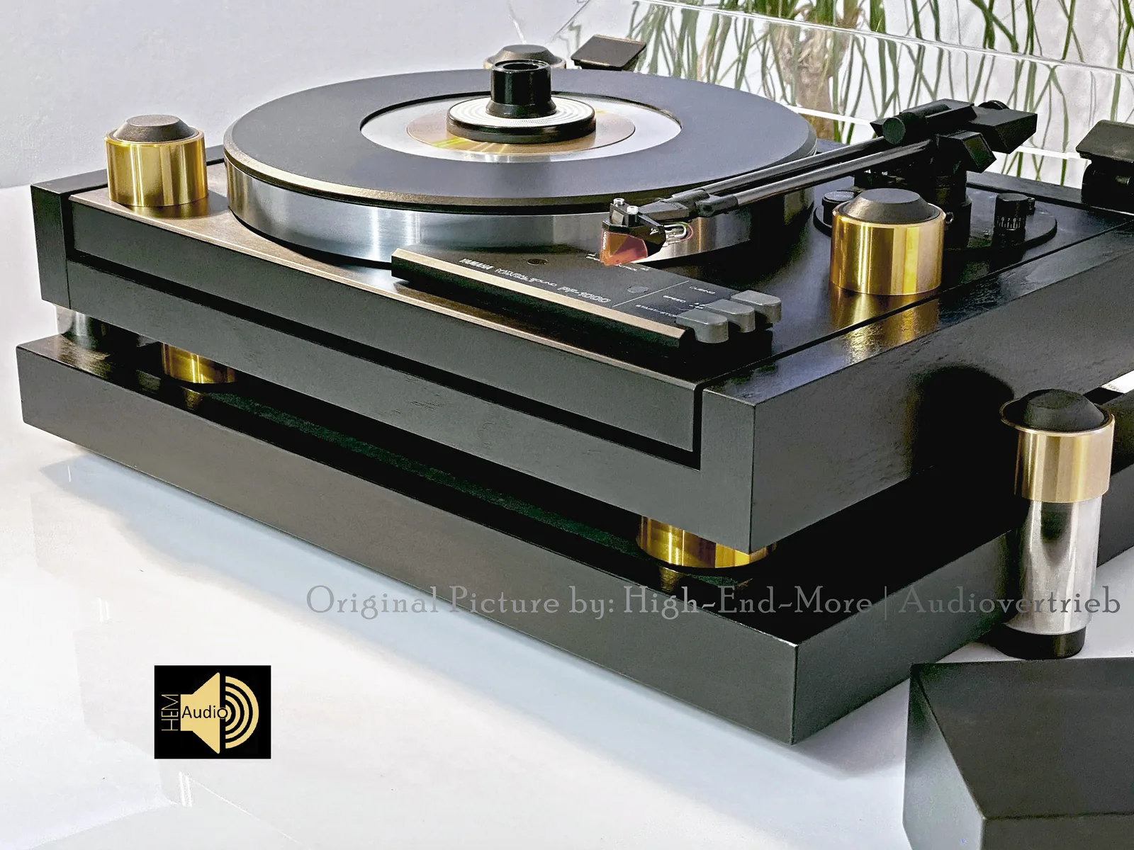 Yamaha PF-1000 (3/4)